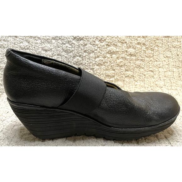 FLY London Black Leather Yale Shoes 41 US 10 Mary Janes Wedge - Picture 4 of 10